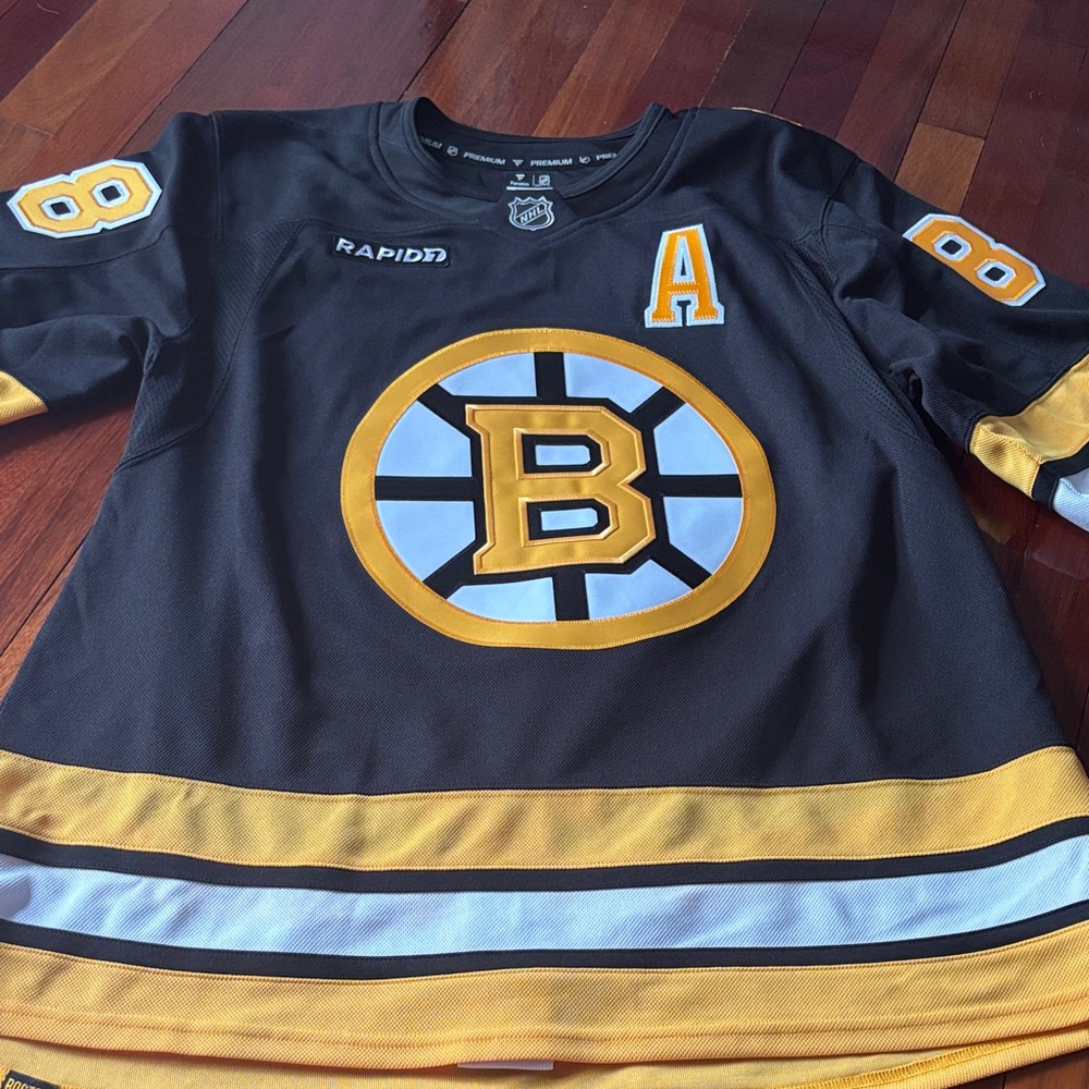Fanatics Black and Gold Boston-Style Hockey Jersey with 'A' Patch
